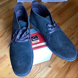 Alpine Swiss men’s Chukka Boots